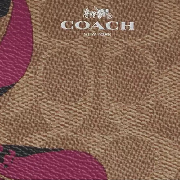 Coach Corner Zip Wristlet In Signature Canvas nwt in packaging - Picture 3 of 5